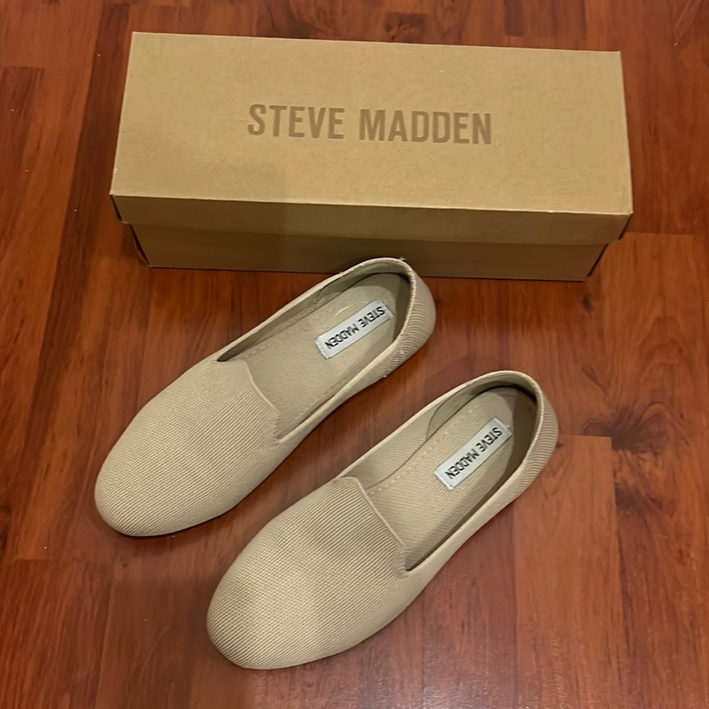 Steven Madden flats